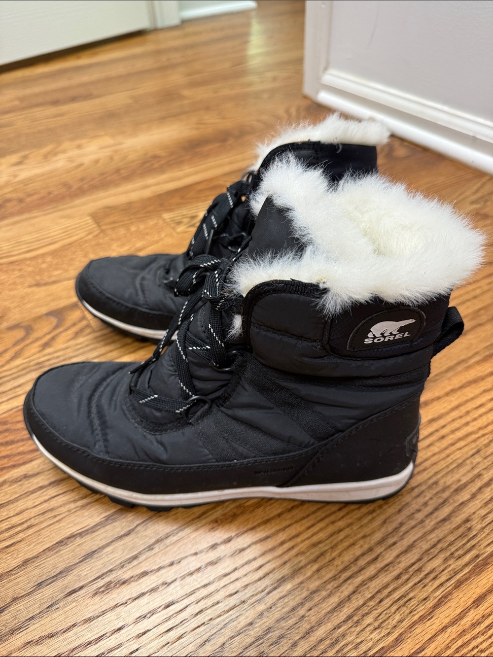 Sorel Black Lace-Up Winter Ankle Boots with White Faux Fur Collar